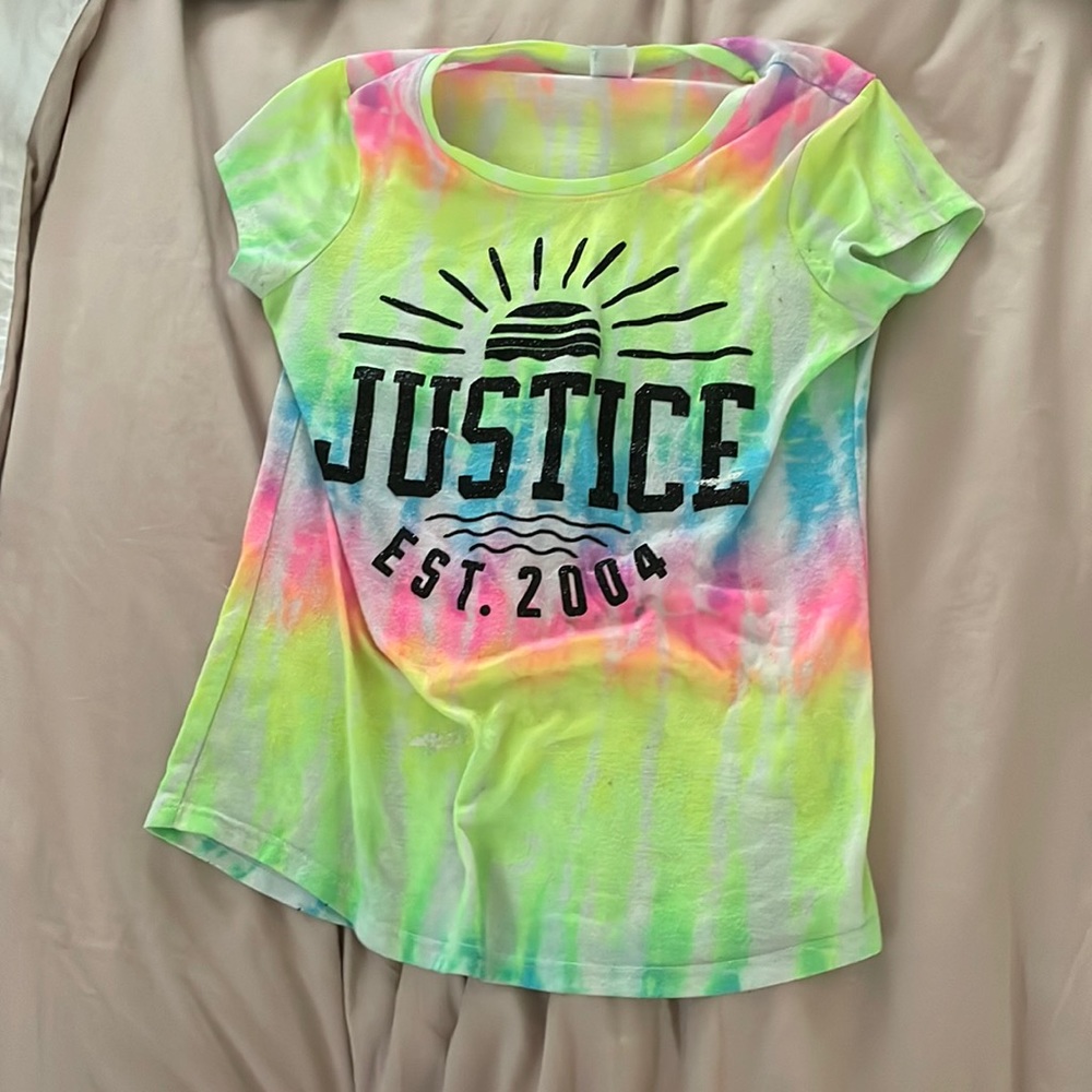 Tee shirt